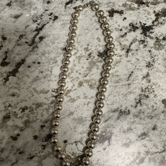 TIFFANY & CO. PEARL NECKLACE - Picture 15 of 16